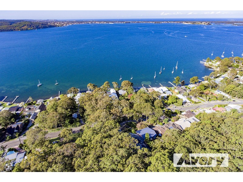 83 Skye Point Road, Coal Point NSW 2283
