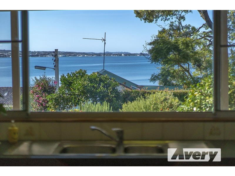 344 Skye Point Road, Coal Point NSW 2283