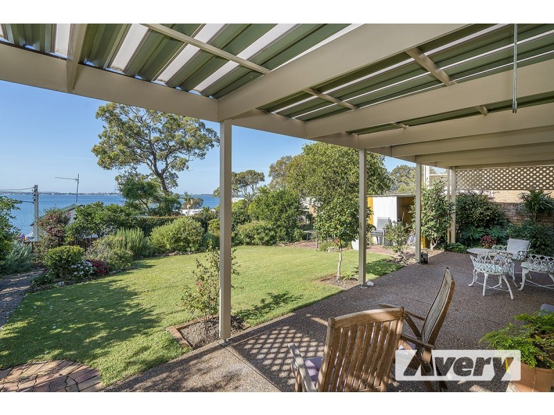 344 Skye Point Road, Coal Point NSW 2283