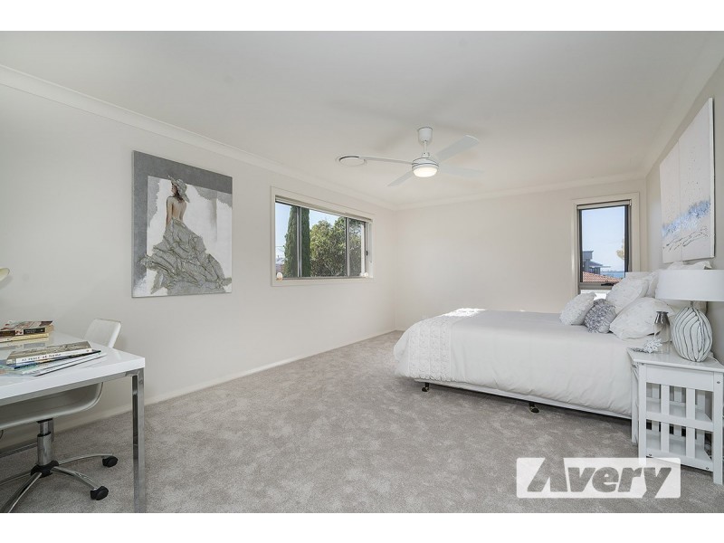 39 Grant Road, Coal Point NSW 2283