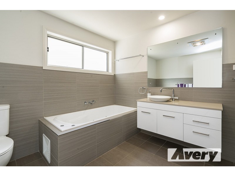 39 Grant Road, Coal Point NSW 2283