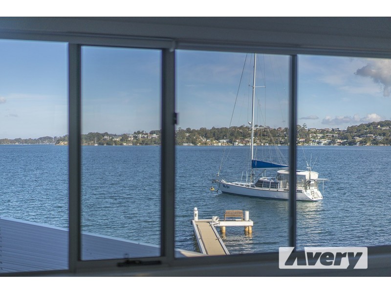 39 Grant Road, Coal Point NSW 2283