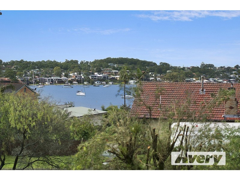 8 Ilford Avenue, Buttaba NSW 2283