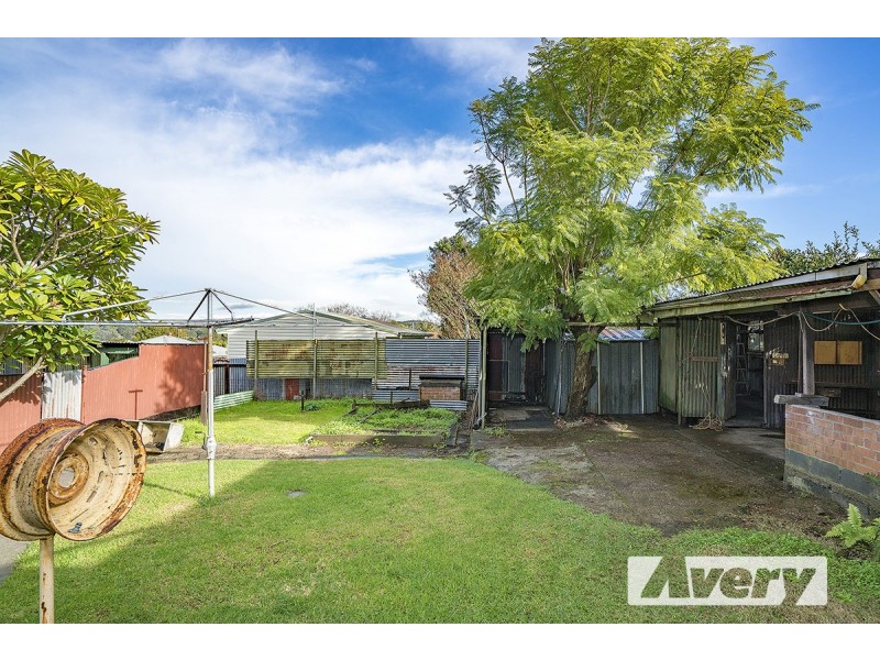 13 Elizabeth Street, Fennell Bay NSW 2283