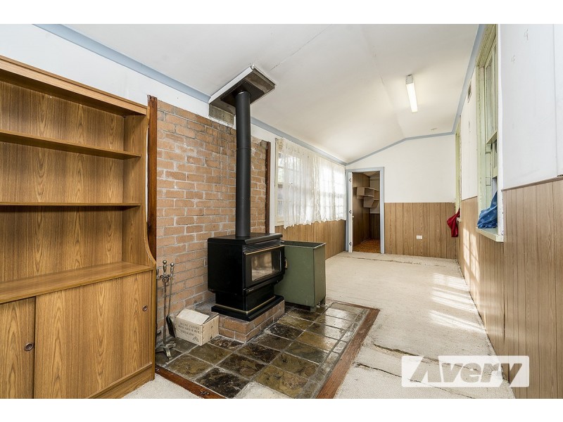 13 Elizabeth Street, Fennell Bay NSW 2283