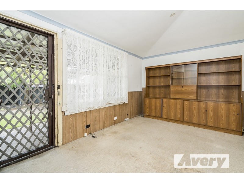 13 Elizabeth Street, Fennell Bay NSW 2283