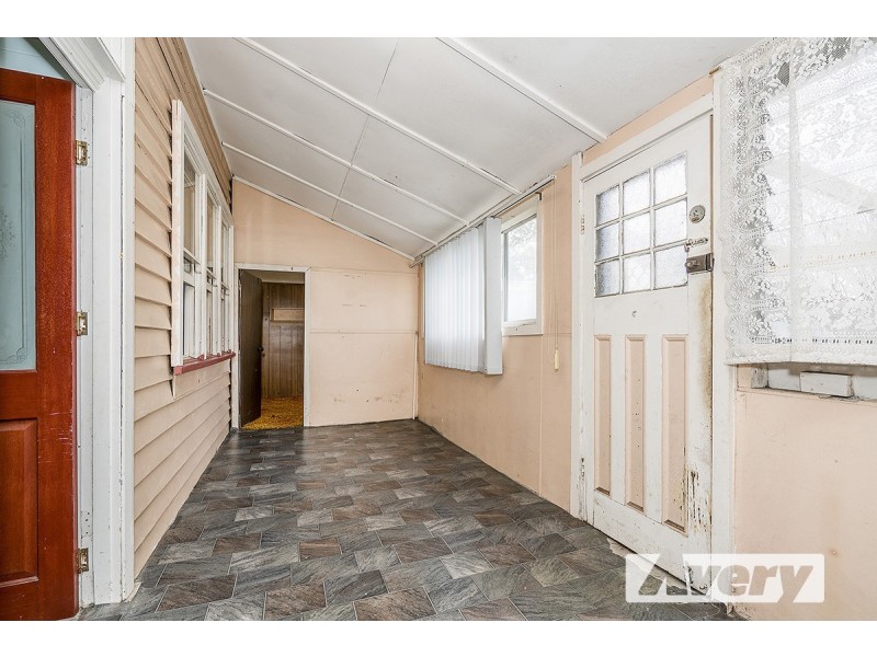 13 Elizabeth Street, Fennell Bay NSW 2283