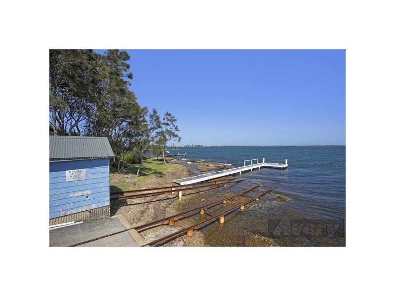 374 Skye Point Road, Coal Point NSW 2283