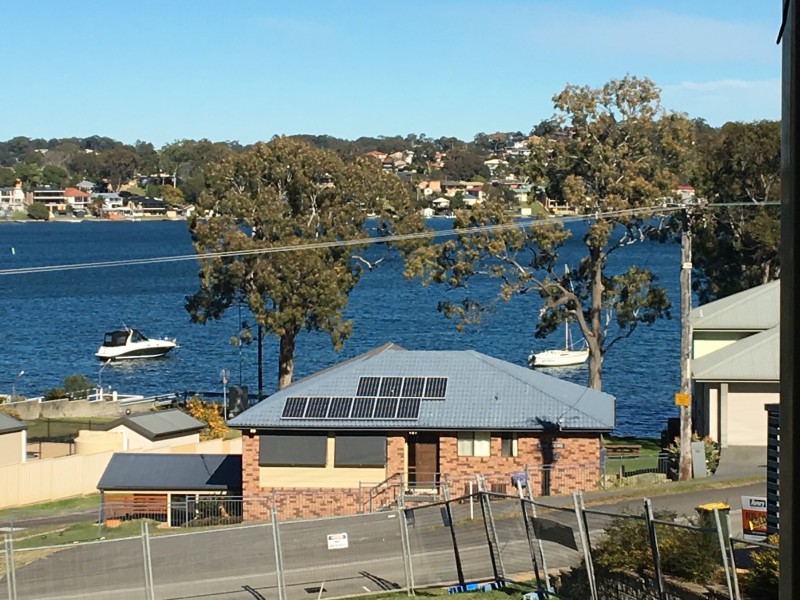 34 Alkrington Avenue, Fishing Point NSW 2283
