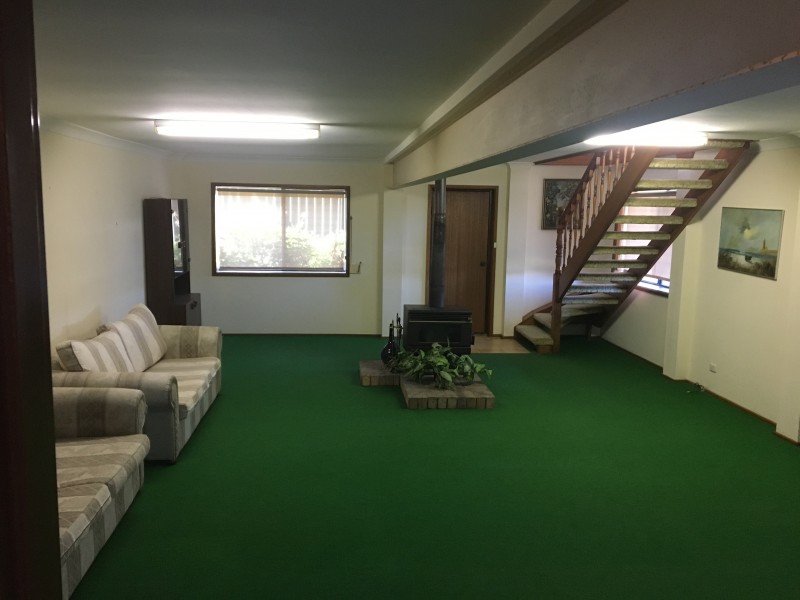 34 Alkrington Avenue, Fishing Point NSW 2283