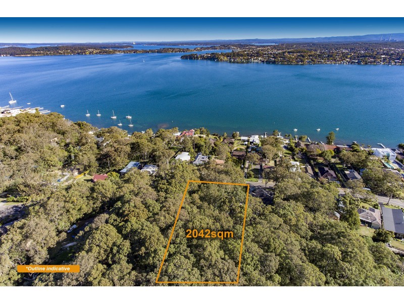 214 Coal Point Road, Coal Point NSW 2283