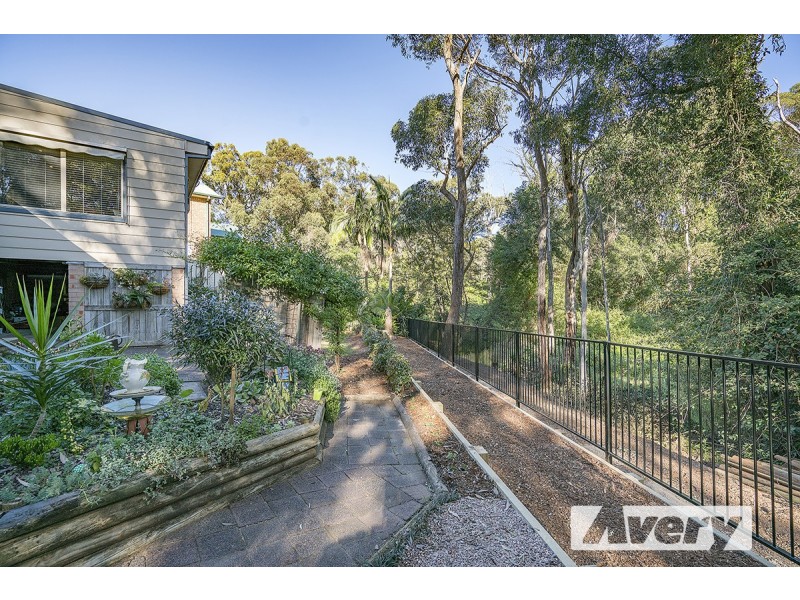 9 Saara Close, Woodrising NSW 2284