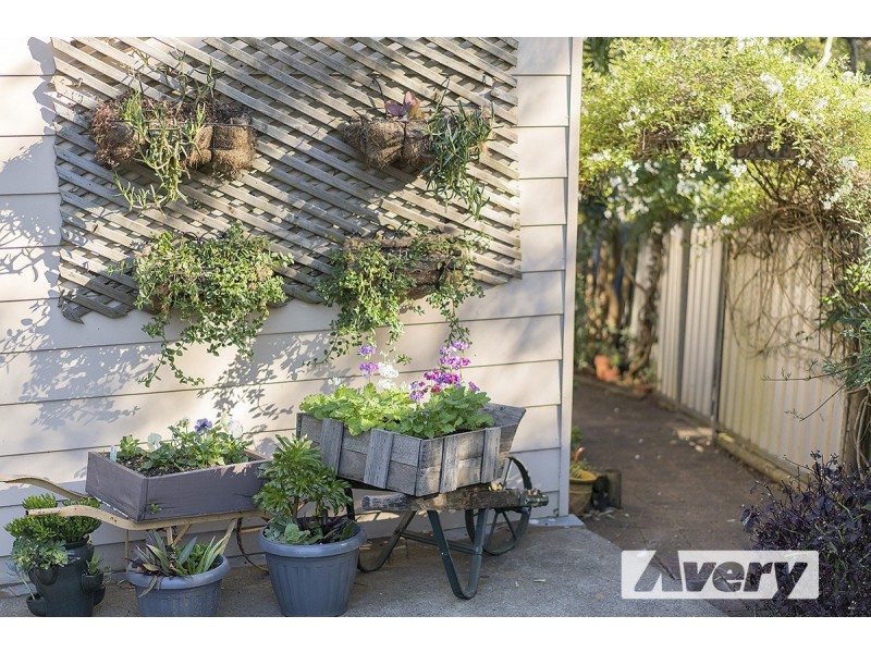 9 Saara Close, Woodrising NSW 2284