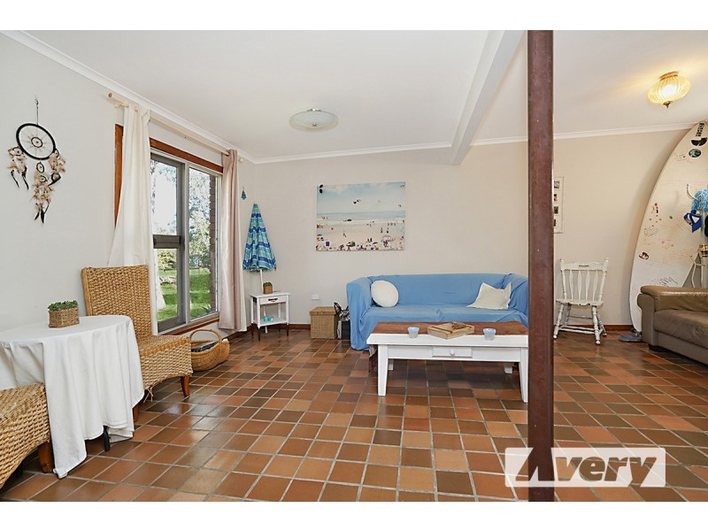 252 Coal Point Road, Coal Point NSW 2283