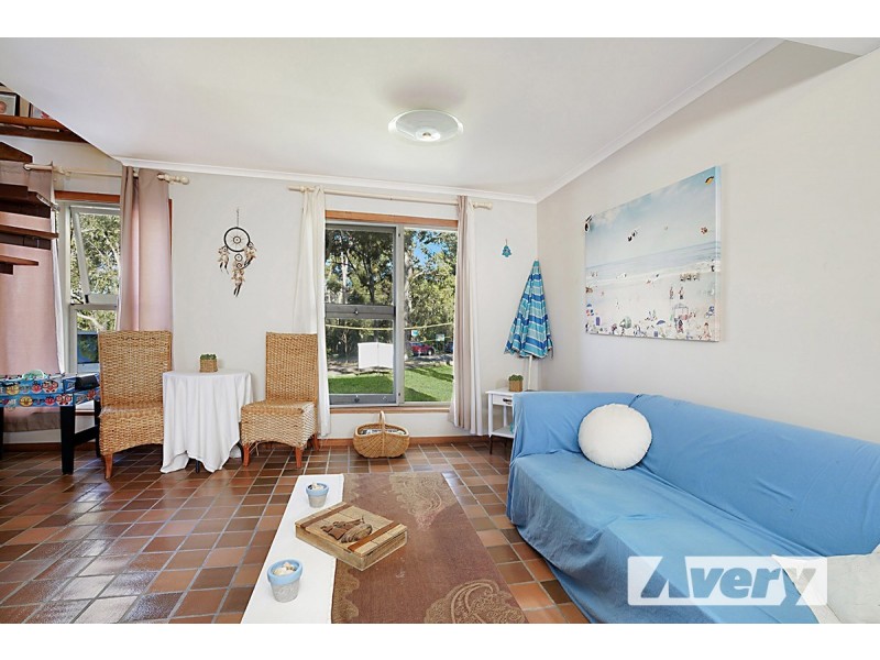 252 Coal Point Road, Coal Point NSW 2283