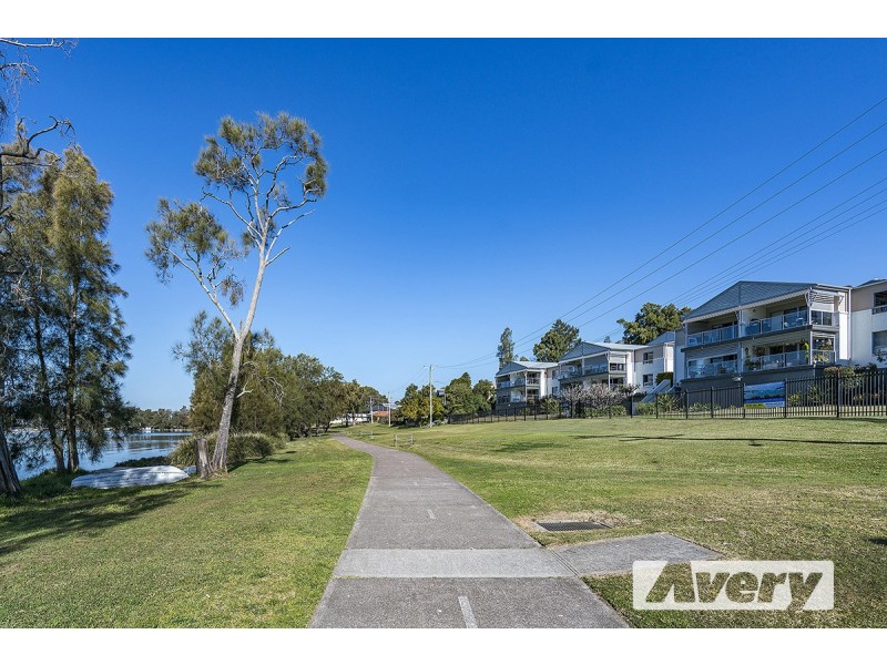 52/11 Dobell Drive, Wangi Wangi NSW 2267