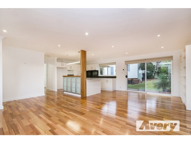 8 Harrowgate Parade, Blackalls Park NSW 2283