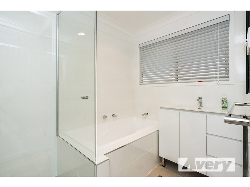 8 Harrowgate Parade, Blackalls Park NSW 2283