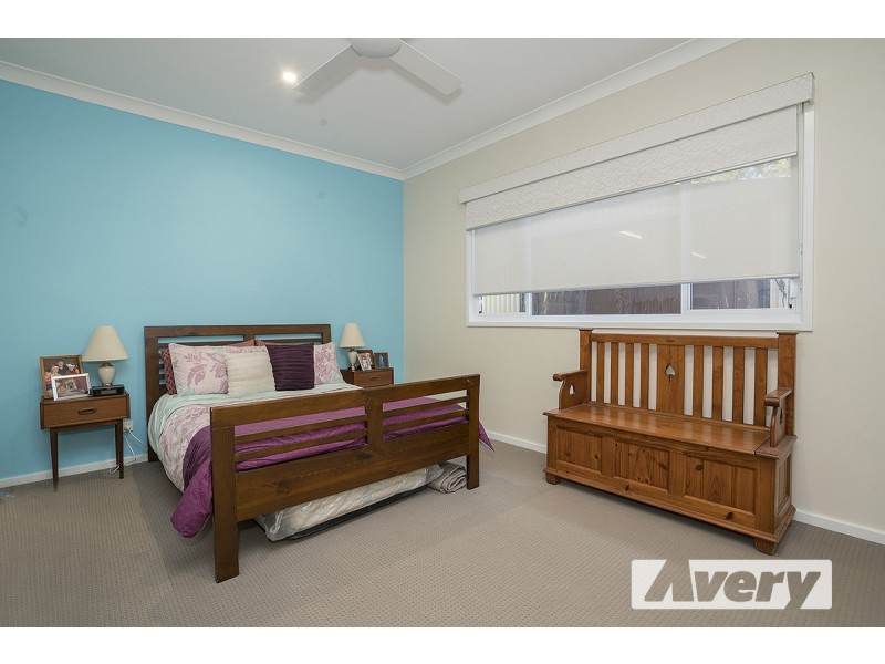 10 Bell Street, Booragul NSW 2284