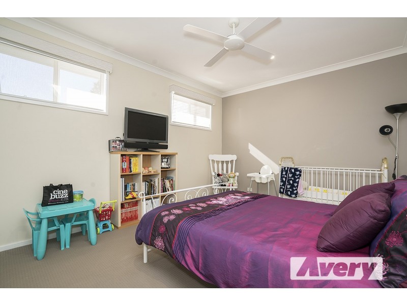 10 Bell Street, Booragul NSW 2284