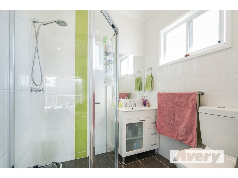10 Bell Street, Booragul NSW 2284