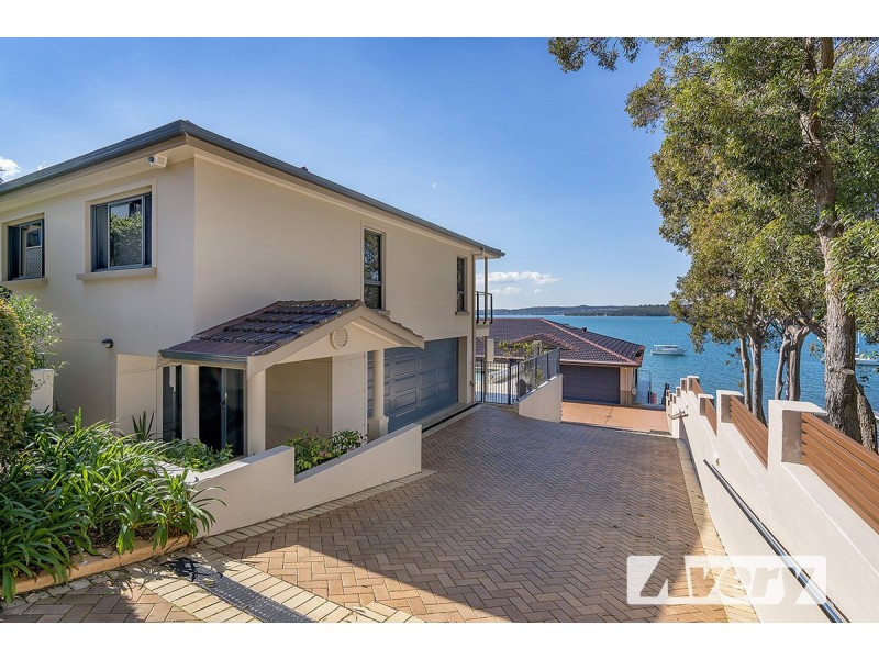 3/43a Excelsior Parade, Carey Bay NSW 2283