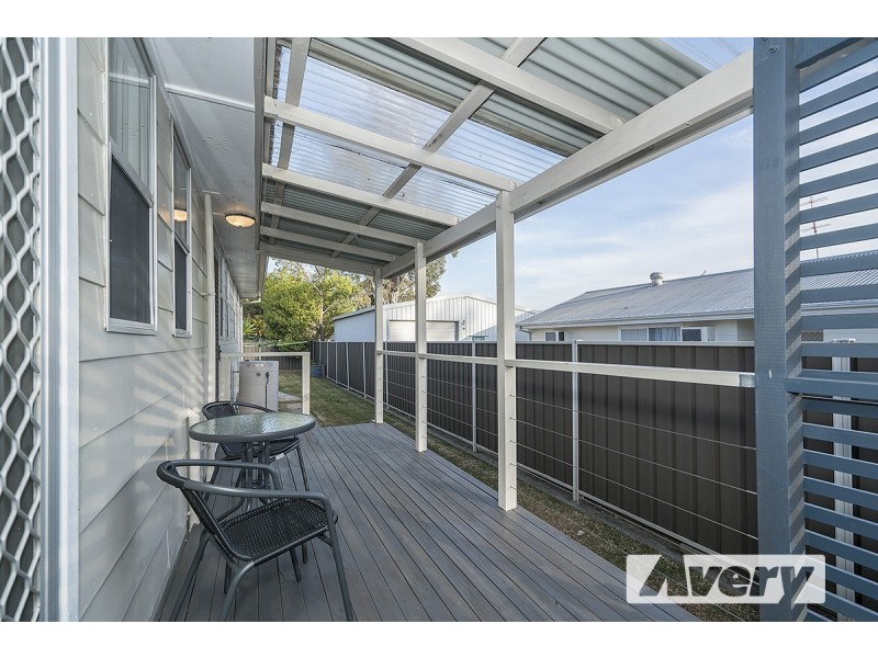 6 Farlow Street, Booragul NSW 2284