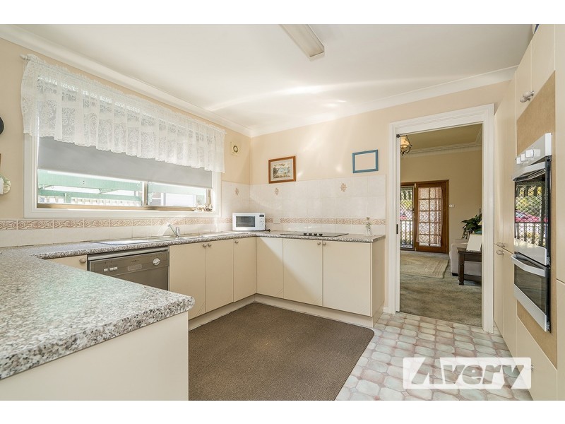 27 Renwick Street, Toronto NSW 2283