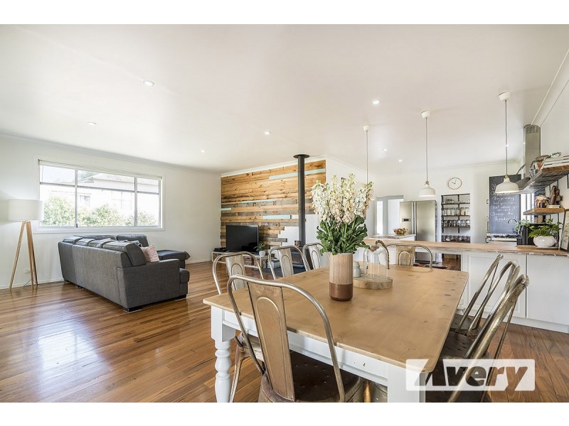 2 North Street, Teralba NSW 2284