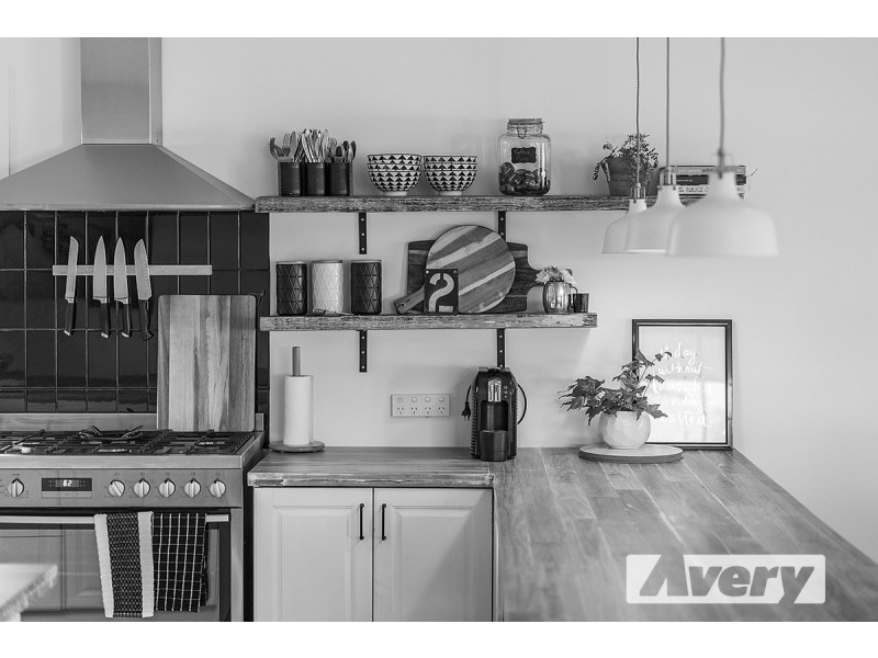 2 North Street, Teralba NSW 2284