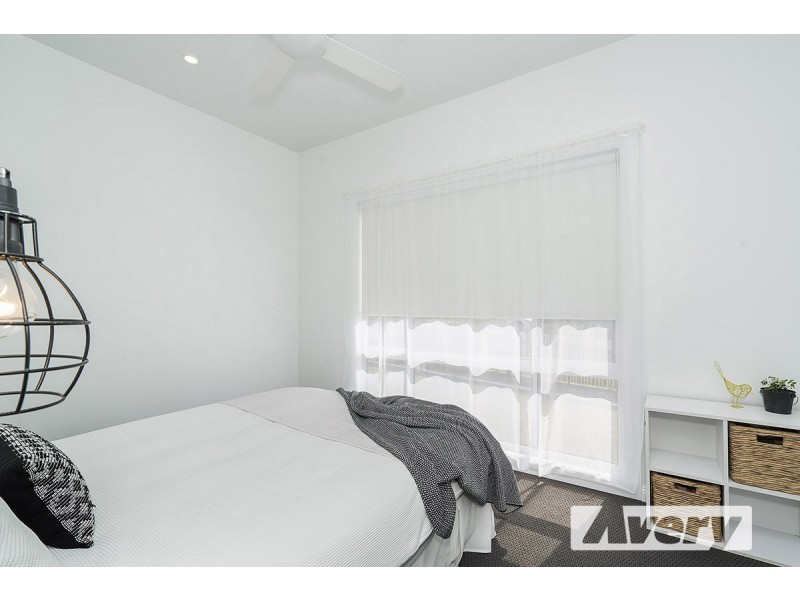 2 North Street, Teralba NSW 2284