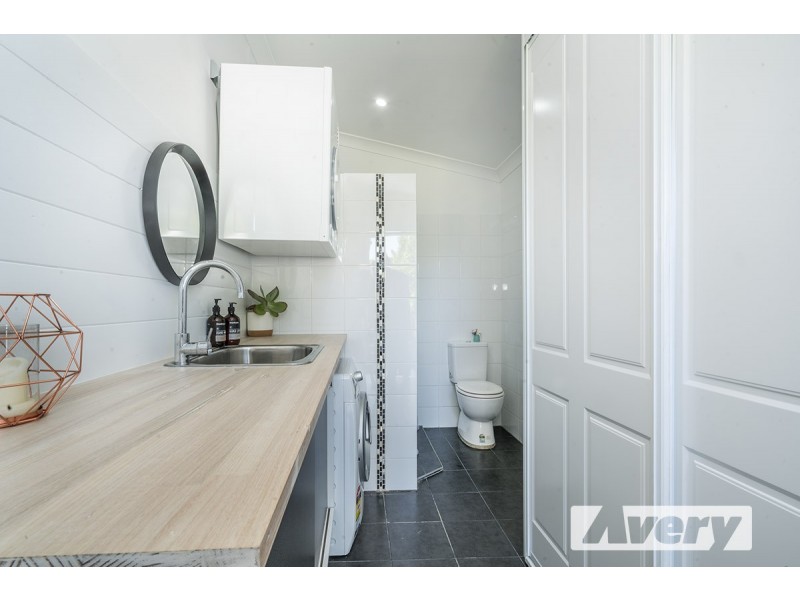 2 North Street, Teralba NSW 2284