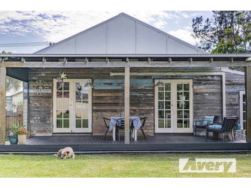 2 North Street, Teralba NSW 2284