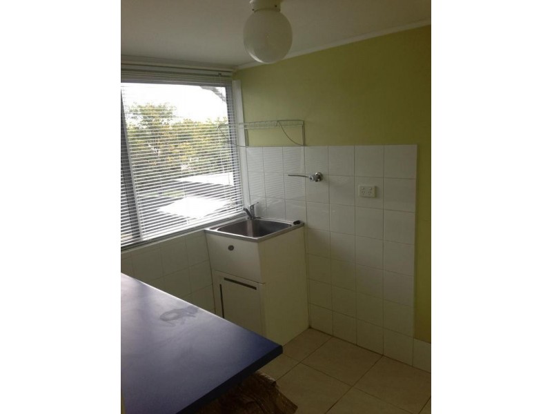 25 Fourth Street, Booragul NSW 2284