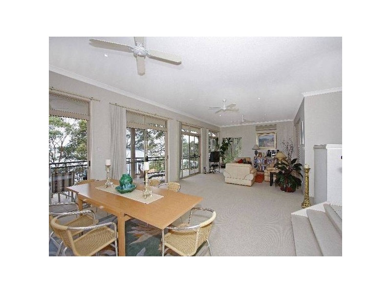 61 Beach ROAD, Wangi Wangi NSW 2267