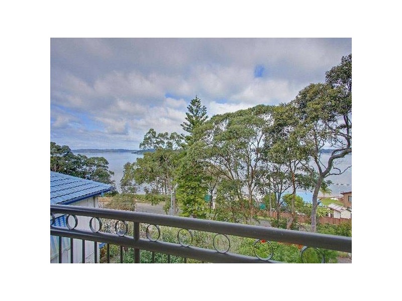61 Beach ROAD, Wangi Wangi NSW 2267