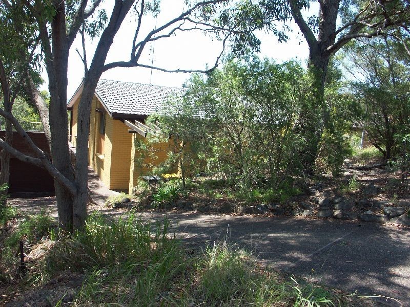 27 Sunlight Parade, Fishing Point NSW 2283