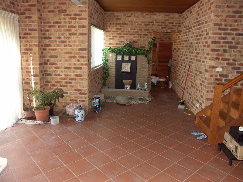 27 Sunlight Parade, Fishing Point NSW 2283