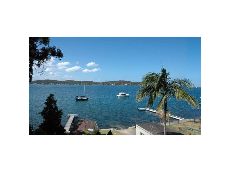 123 Fishing Point Road, Fishing Point NSW 2283