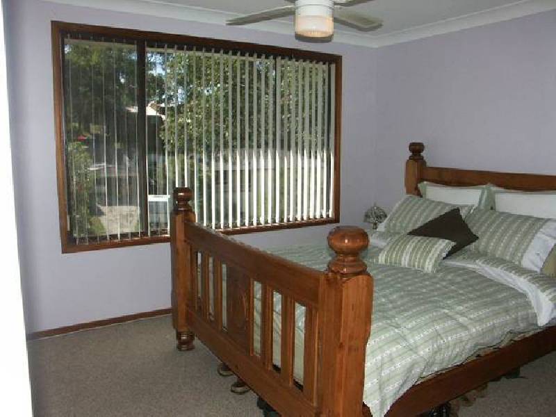 17 Southern Cross Drive, Woodrising NSW 2284
