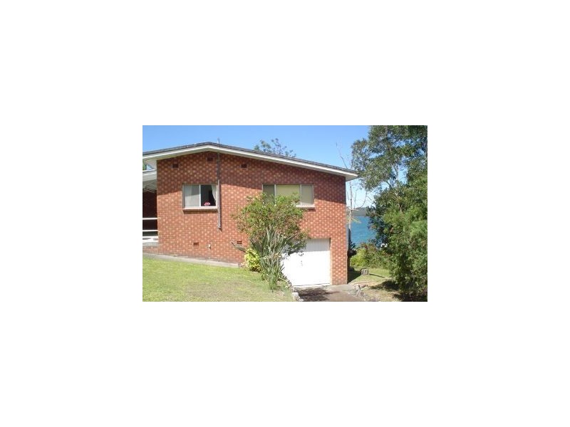 11 Excelsior Parade, Carey Bay NSW 2283