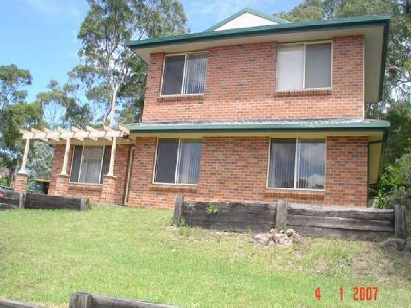 17 Shamrock Close, Woodrising NSW 2284