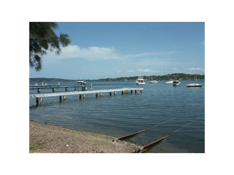 265 Coal Point Road, Coal Point NSW 2283