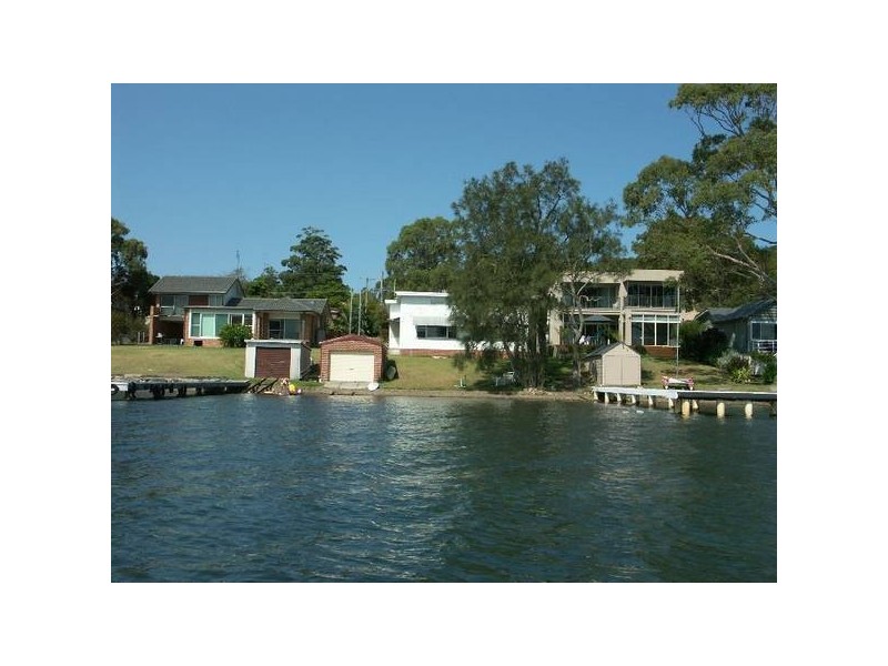 265 Coal Point Road, Coal Point NSW 2283
