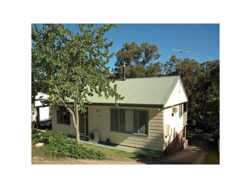 144 Excelsior Parade, Toronto NSW 2283