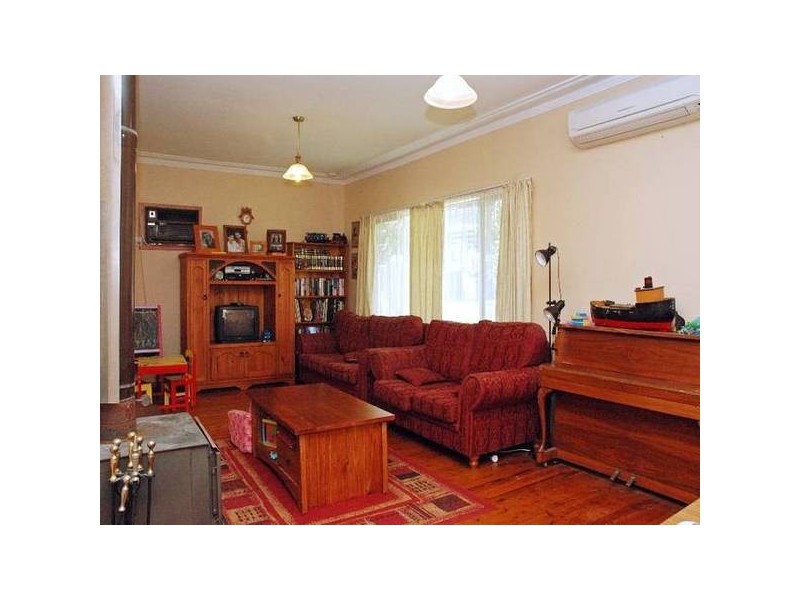 144 Excelsior Parade, Toronto NSW 2283