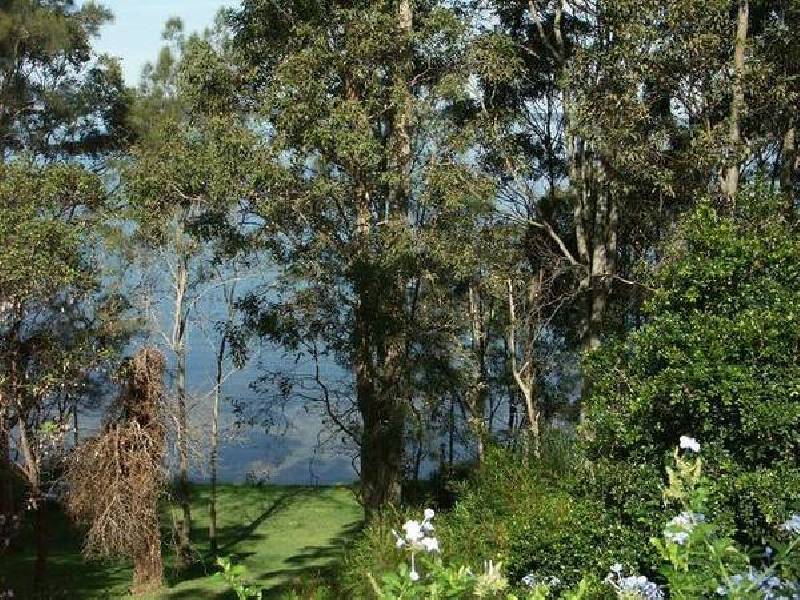 102 Beach Road, Wangi Wangi NSW 2267