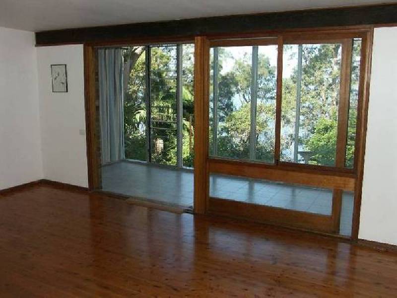 102 Beach Road, Wangi Wangi NSW 2267