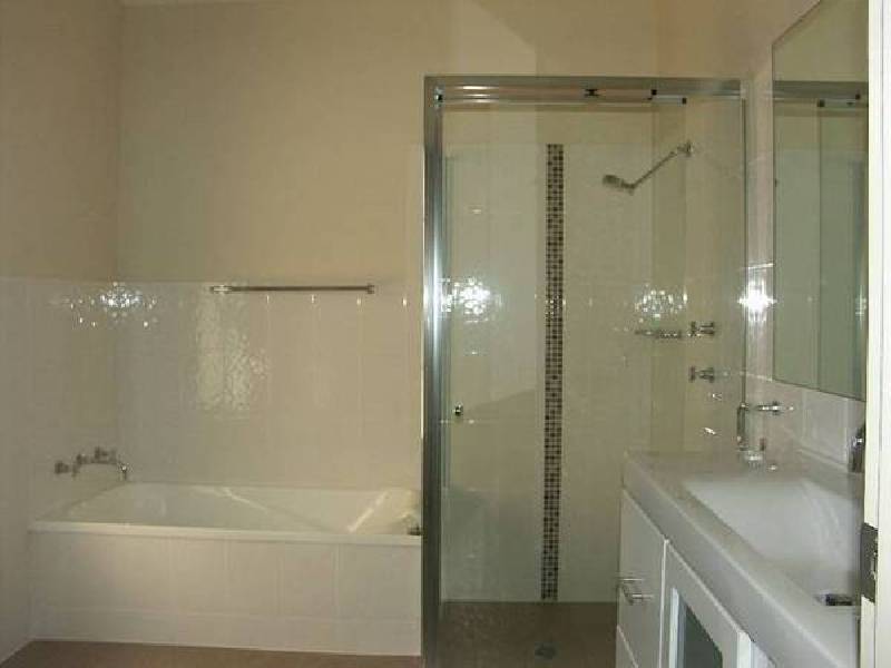 2/11 Cumberland Street, Teralba NSW 2284