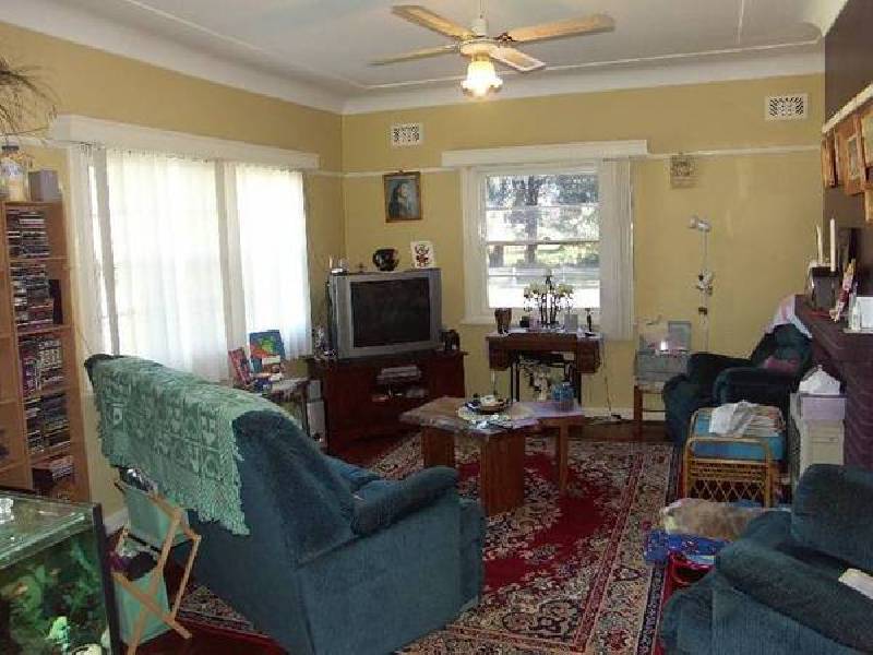 39 Ambrose Street, Carey Bay NSW 2283